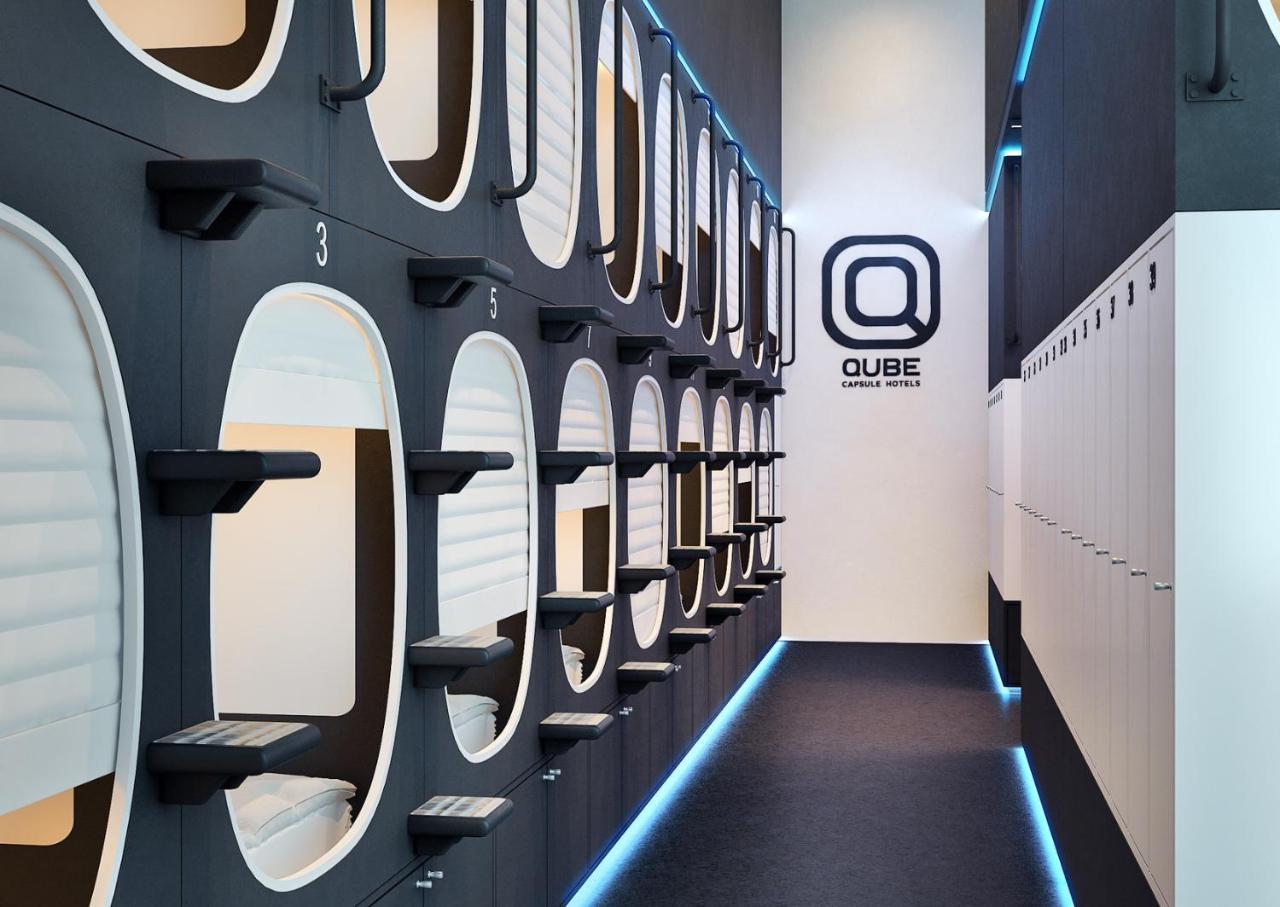 Qube Capsule Hotels Moskau Exterior foto